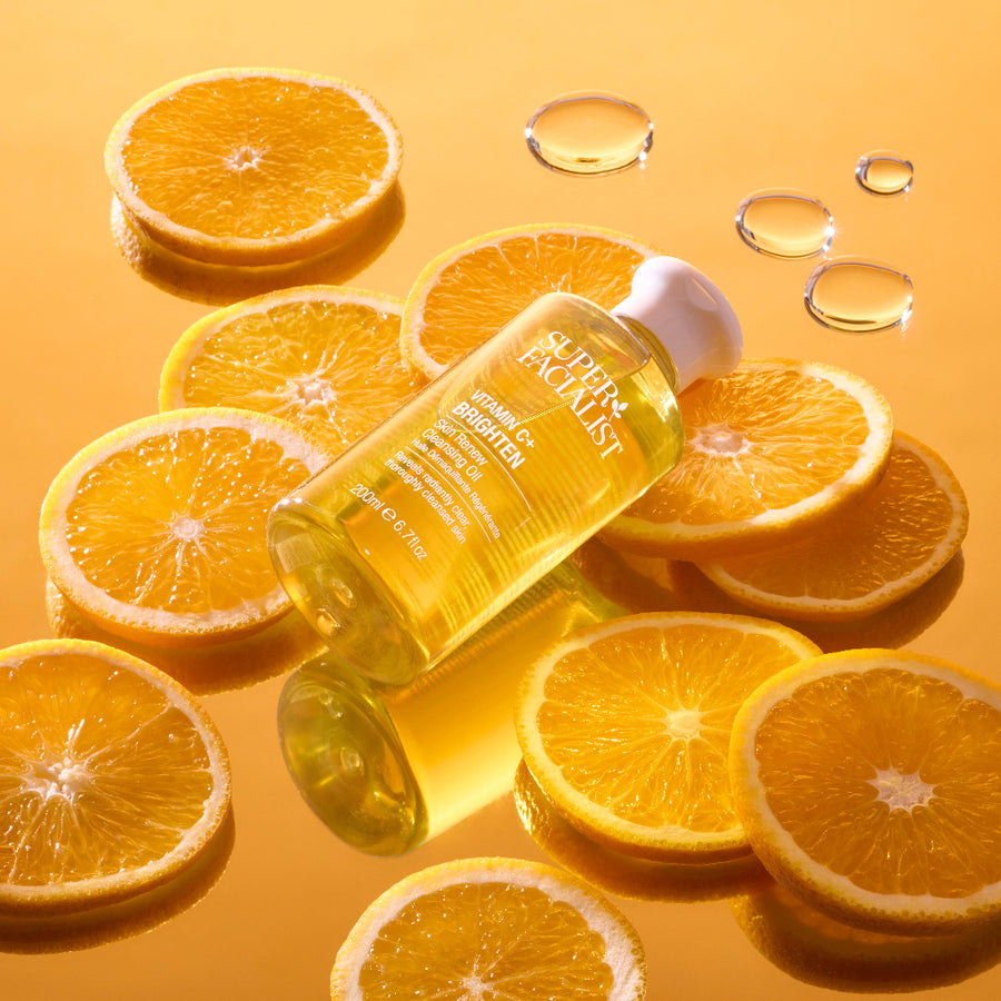 SUPER FACIALIST VITAMIN C+ BRIGHTEN CLEANSING OIL