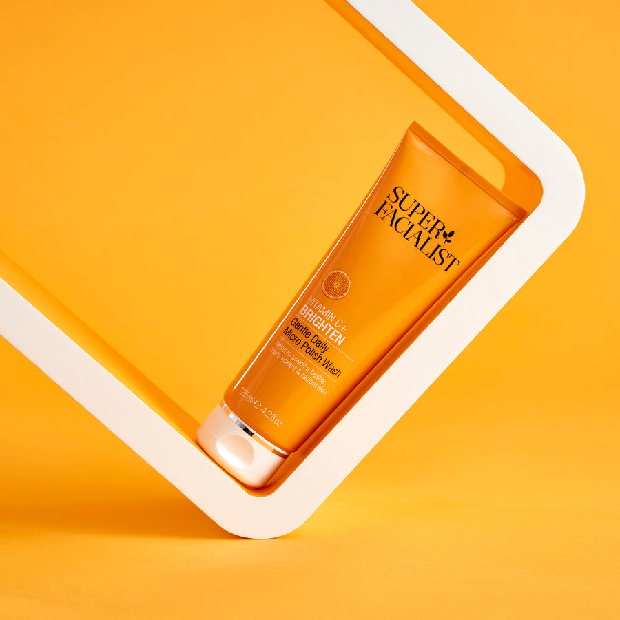 SUPER FACIALIST VITAMIN C+ BRIGHTEN MICRO POLISH WASH