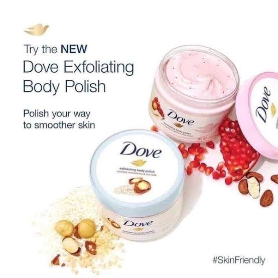 DOVE CRUSHED MACADAMIA & RICE MILK EXFOLIATING BODY SCRUB
